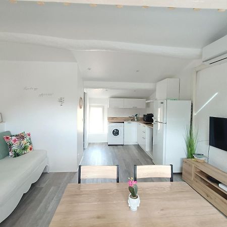 Au Centre De Frejus Charmant Appartement Экстерьер фото